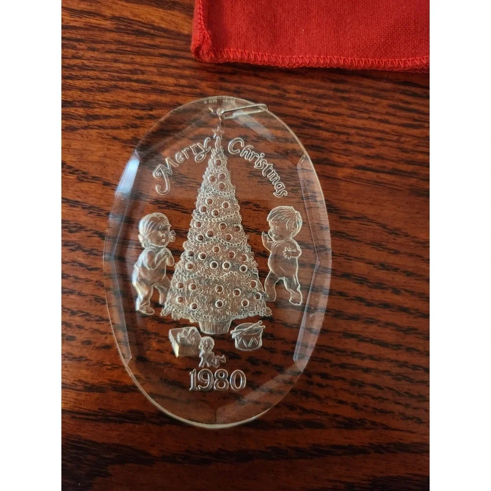Vintage 1980 Merry Christmas Ornament With Red‎ Velvet Bag By Henco